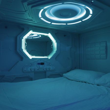 Capsula Hotel Jerevan Exteriör bild