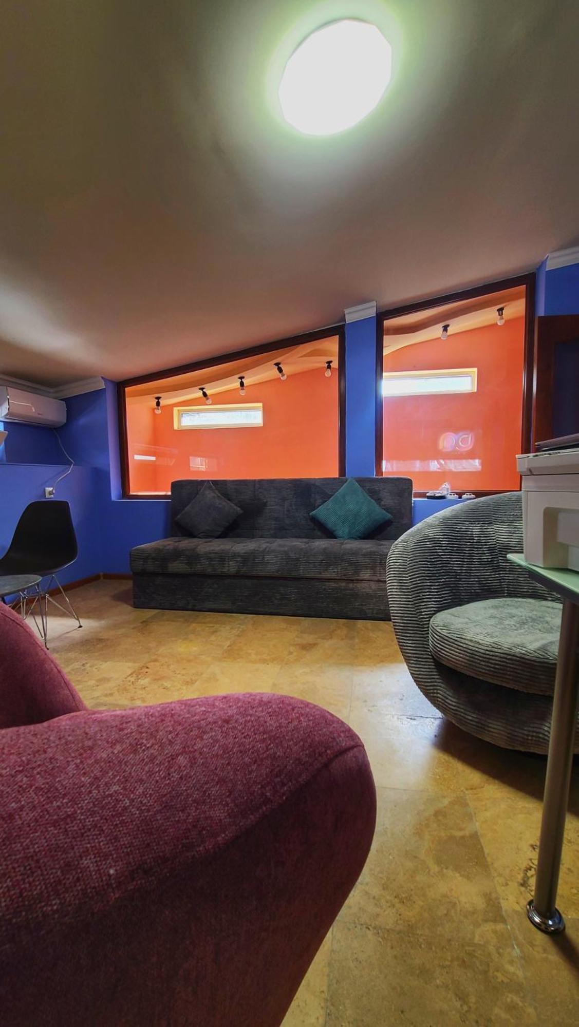 Capsula Hotel Jerevan Exteriör bild