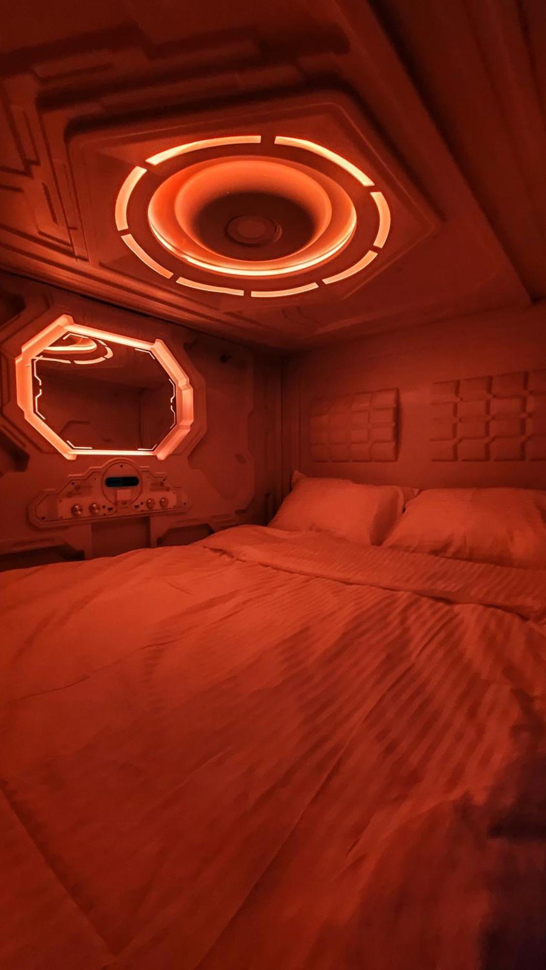 Capsula Hotel Jerevan Exteriör bild